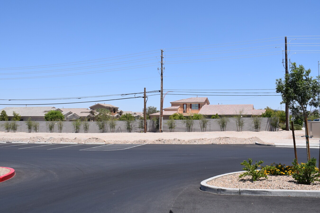 20 E Starr Ave, Las Vegas 89183 NEC Starr & Las Vegas Blvd. Retail