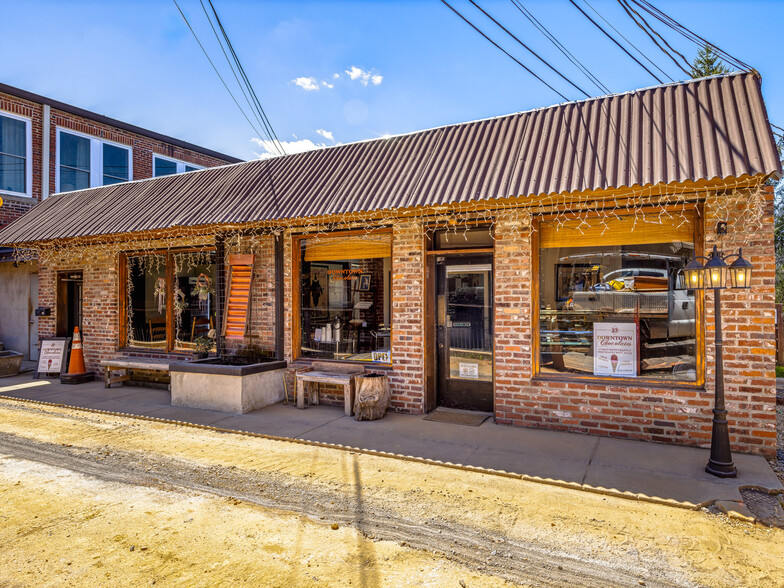 30 Times Arcade Aly, Brevard, NC for sale - Primary Photo - Image 1 of 1