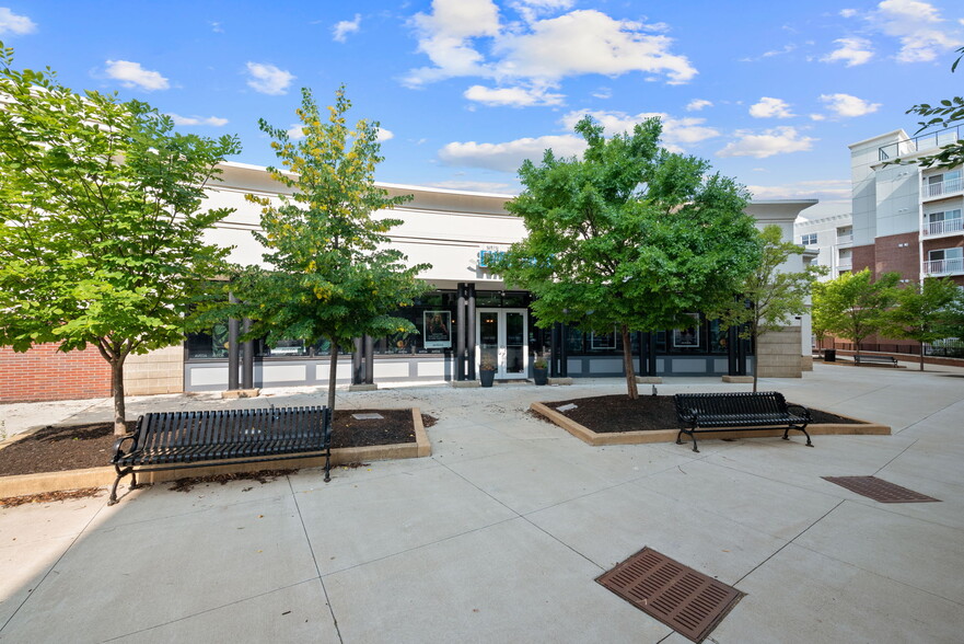 320 E State St, West Lafayette, IN for rent - Building Photo - Image 3 of 23