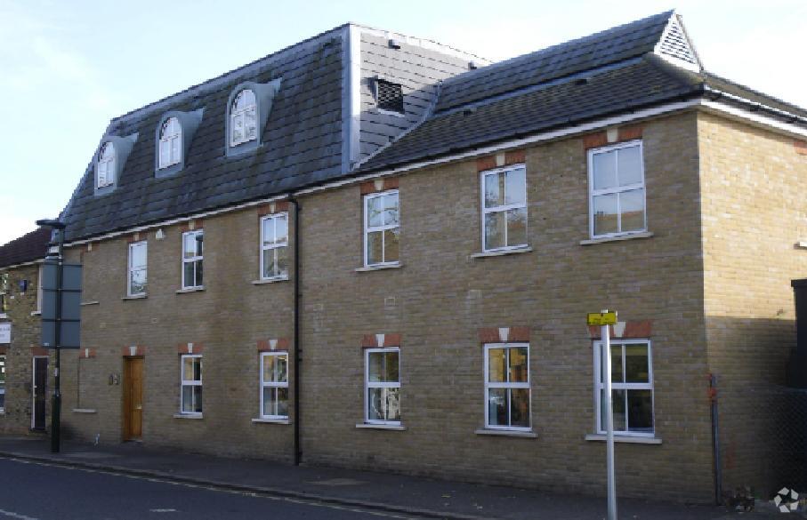 58-60 Ashley Rd, Hampton to rent Primary Photo- Image 1 of 3