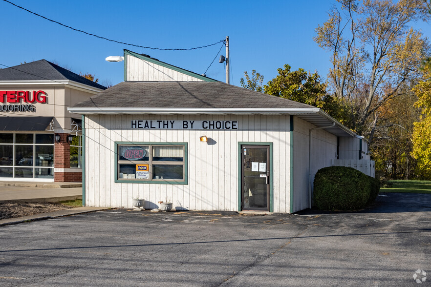 14822 Pearl Rd, Strongsville, OH for rent - Building Photo - Image 1 of 3