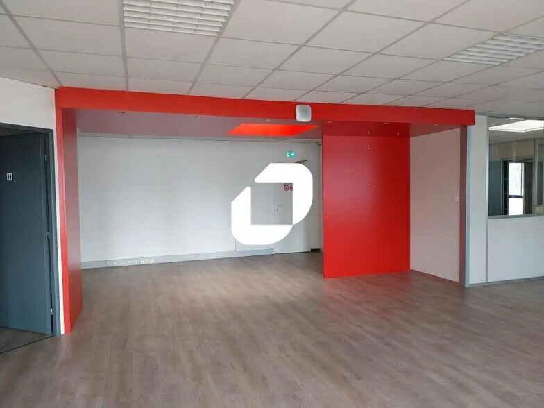 Office in Saint-Herblain to rent - Interior Photo - Image 2 of 4