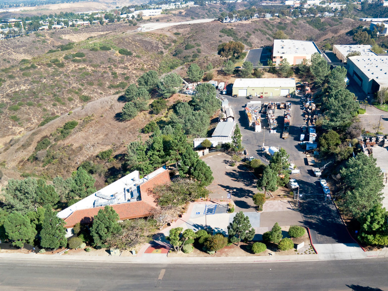 9747 Olson Dr, San Diego, CA for rent - Building Photo - Image 3 of 4