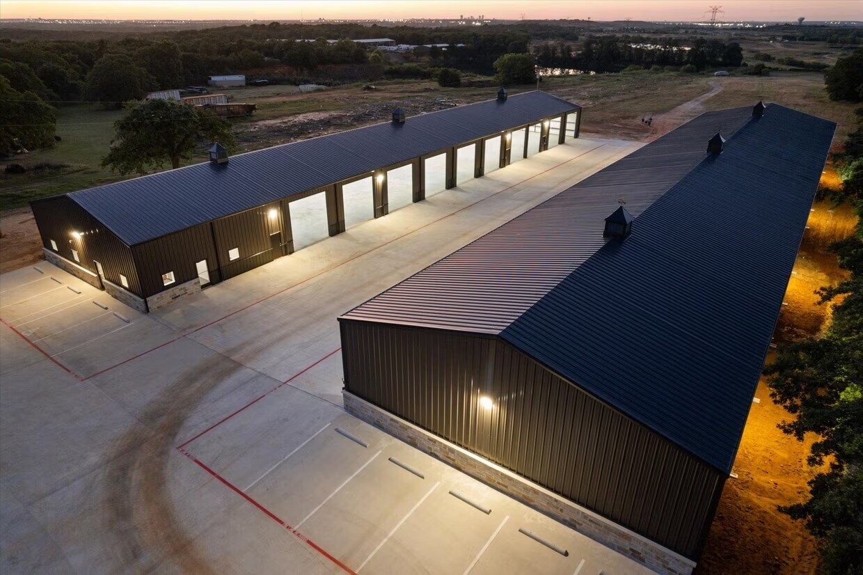 6117 Garcia Ln, Fort Worth, TX for sale Primary Photo- Image 1 of 1