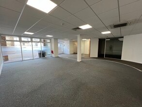 North St, Bishop's Stortford to rent Interior Photo- Image 1 of 4