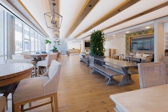 1041 N Formosa Ave, West Hollywood, CA to rent Interior Photo- Image 2 of 8