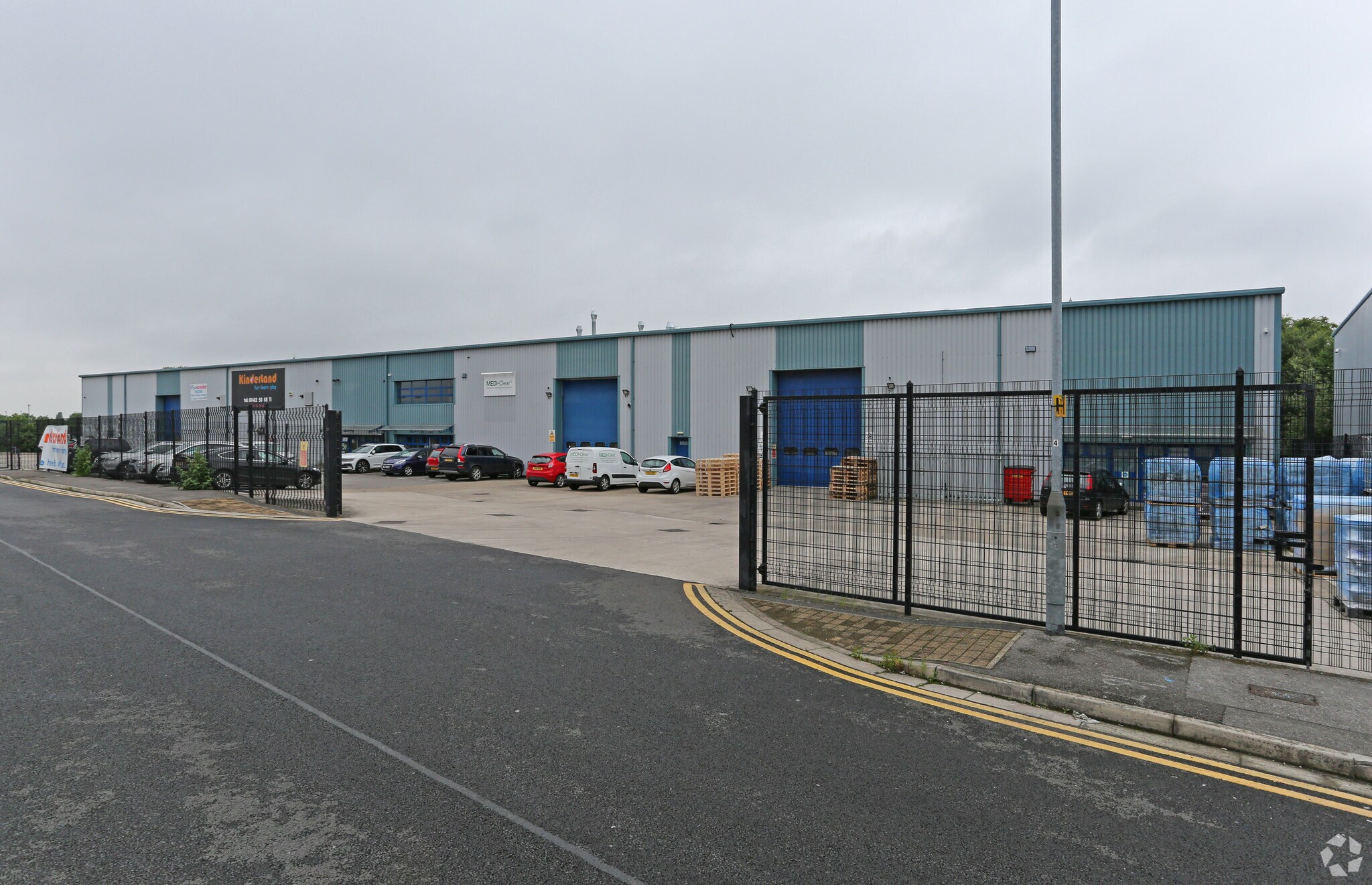 Priory Park E, Hull for sale Primary Photo- Image 1 of 1