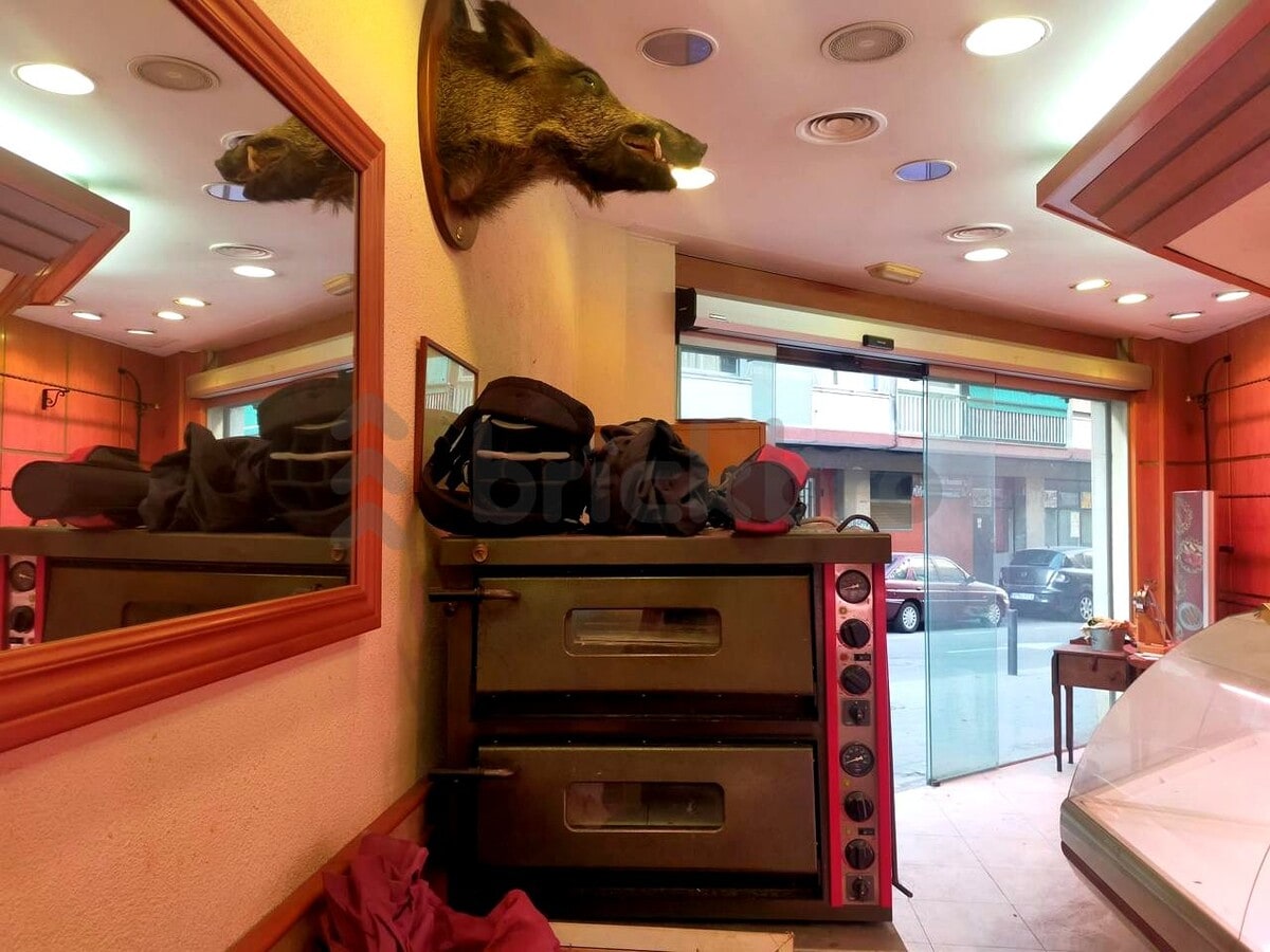 Badalona, BAR 08914 - Unit - -  - Interior Photo - Image 1 of 9