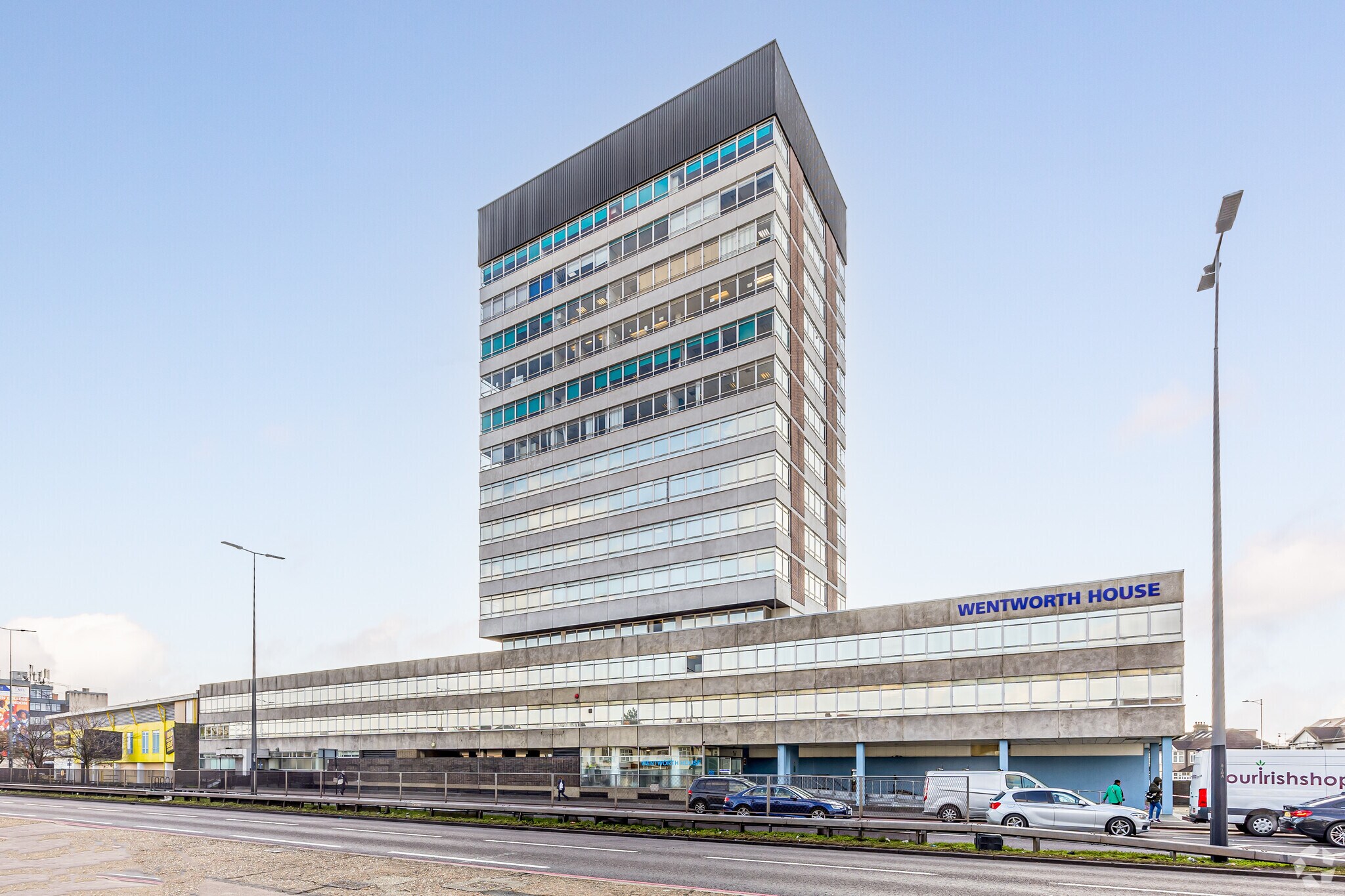 350 Eastern Ave, Ilford for sale Primary Photo- Image 1 of 1