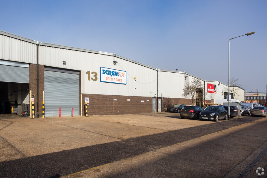 Longfield Rd, Tunbridge Wells for sale - Building Photo - Image 1 of 1