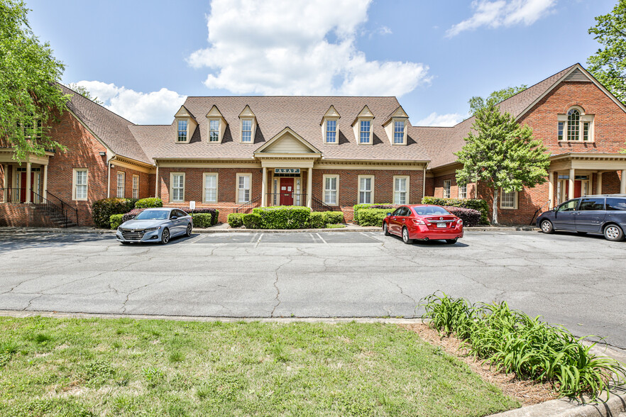 3885 Holcomb Bridge Rd, Peachtree Corners, GA for sale - Building Photo - Image 1 of 1