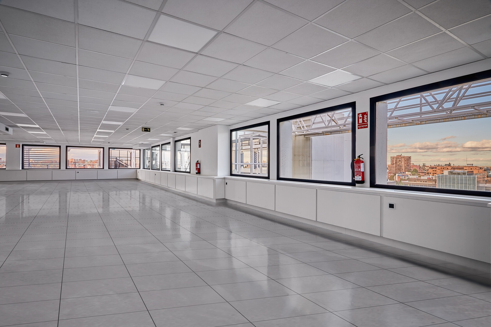 Calle Condesa de Venadito, 1, Madrid, Madrid to rent Interior Photo- Image 1 of 2