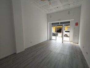 Retail in Martorell, Barcelona to rent Interior Photo- Image 1 of 7