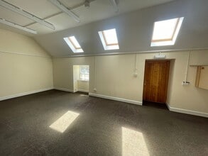 12 Dalmenny, South Queensferry to rent Interior Photo- Image 2 of 2