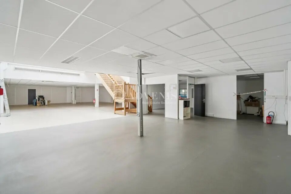 Light Industrial in Villiers-sur-Marne to rent Interior Photo- Image 1 of 13