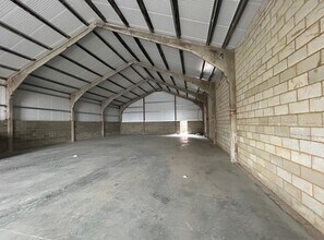 Iford, Lewes to rent Interior Photo- Image 2 of 2