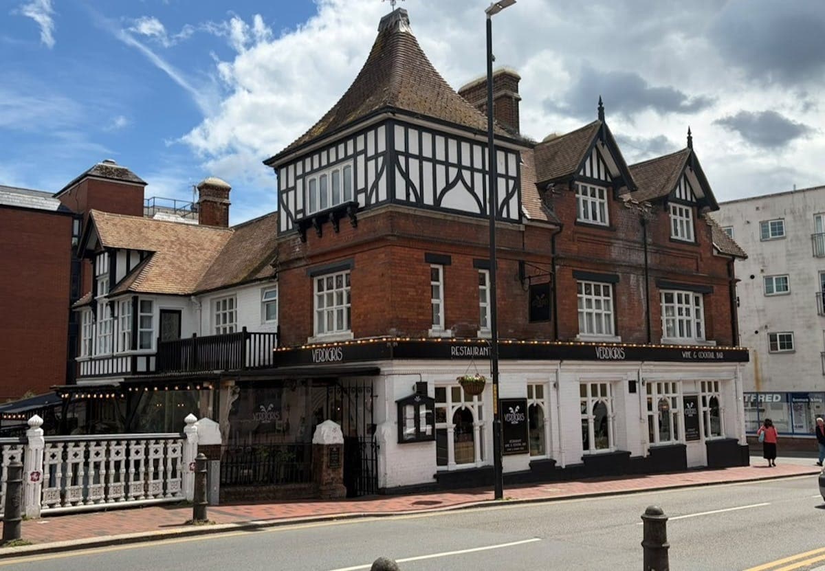 89 High St, Tonbridge for sale Building Photo- Image 1 of 3