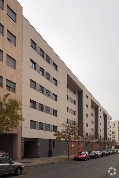 Calle Hércules, 11-29, Móstoles, Madrid to rent - Building Photo - Image 3 of 4