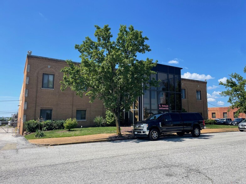 5000 Kemper Ave, Saint Louis, MO for sale - Building Photo - Image 1 of 5