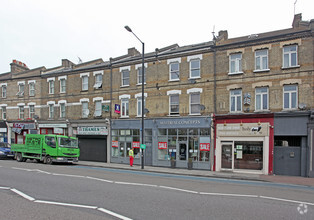 168-170 Battersea Park Rd, London for rent Primary Photo- Image 1 of 4