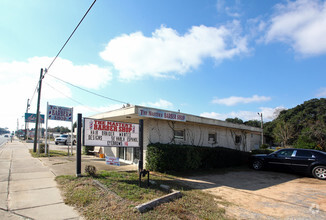 1915 Pace Blvd, Pensacola, FL for sale Primary Photo- Image 1 of 3