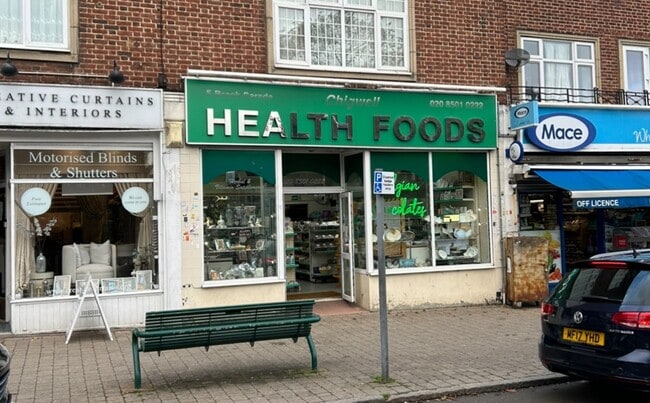 More details for High Rd, Chigwell - Retail to Rent