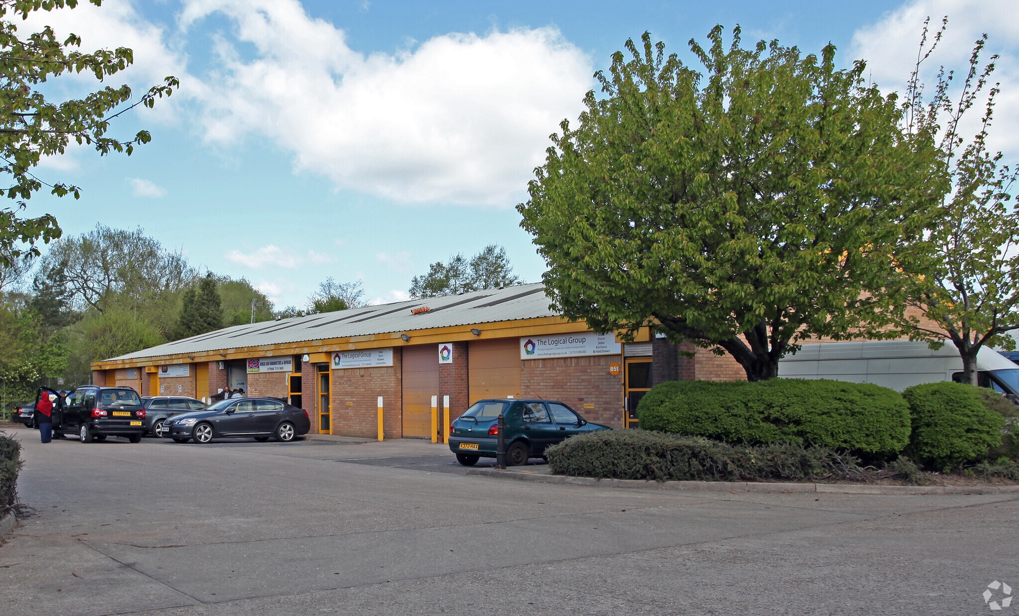 851-860 Plymouth Rd, Slough to rent Primary Photo- Image 1 of 5