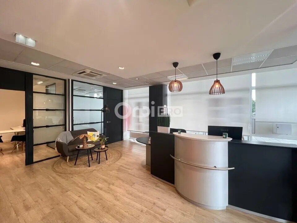 Retail in Strasbourg for sale Interior Photo- Image 1 of 7