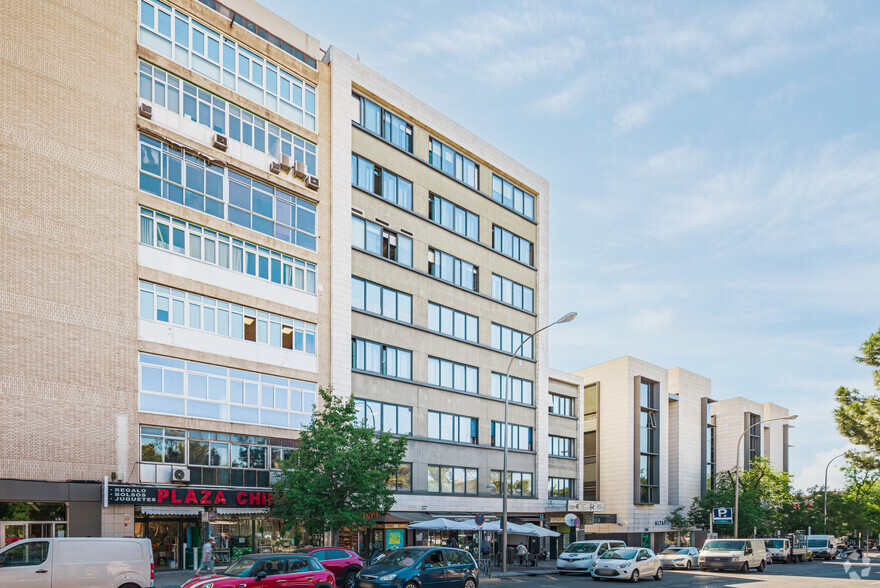 Avenida Institución Libre Enseñanza, 41, Madrid, Madrid for sale - Building Photo - Image 2 of 4