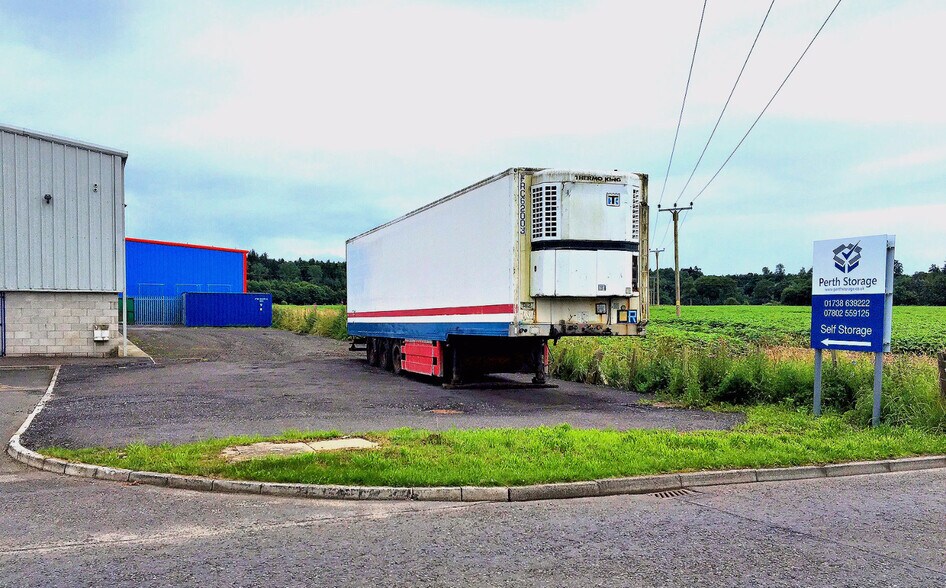 Ruthvenfield Rd, Perth for sale - Primary Photo - Image 1 of 1