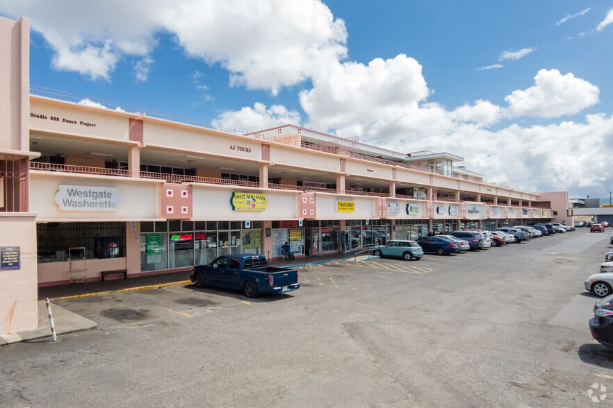 94-366 Pupupani St, Waipahu, HI for rent - Building Photo - Image 3 of 6