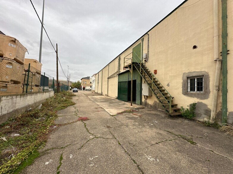 de Madrid, 60, Zaragoza, Zaragoza for sale - Building Photo - Image 2 of 48