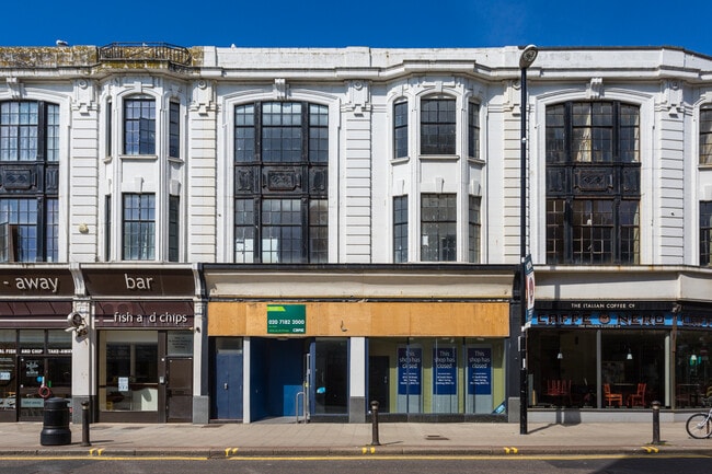 More details for 8-9 Arcade Buildings, Worthing - Retail to Rent