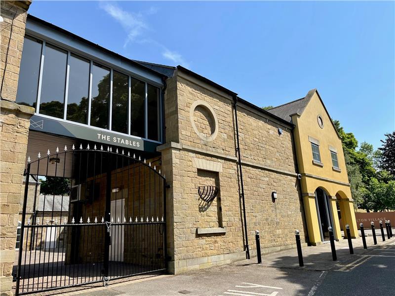 Doncaster Road, Doncaster for sale Primary Photo- Image 1 of 1