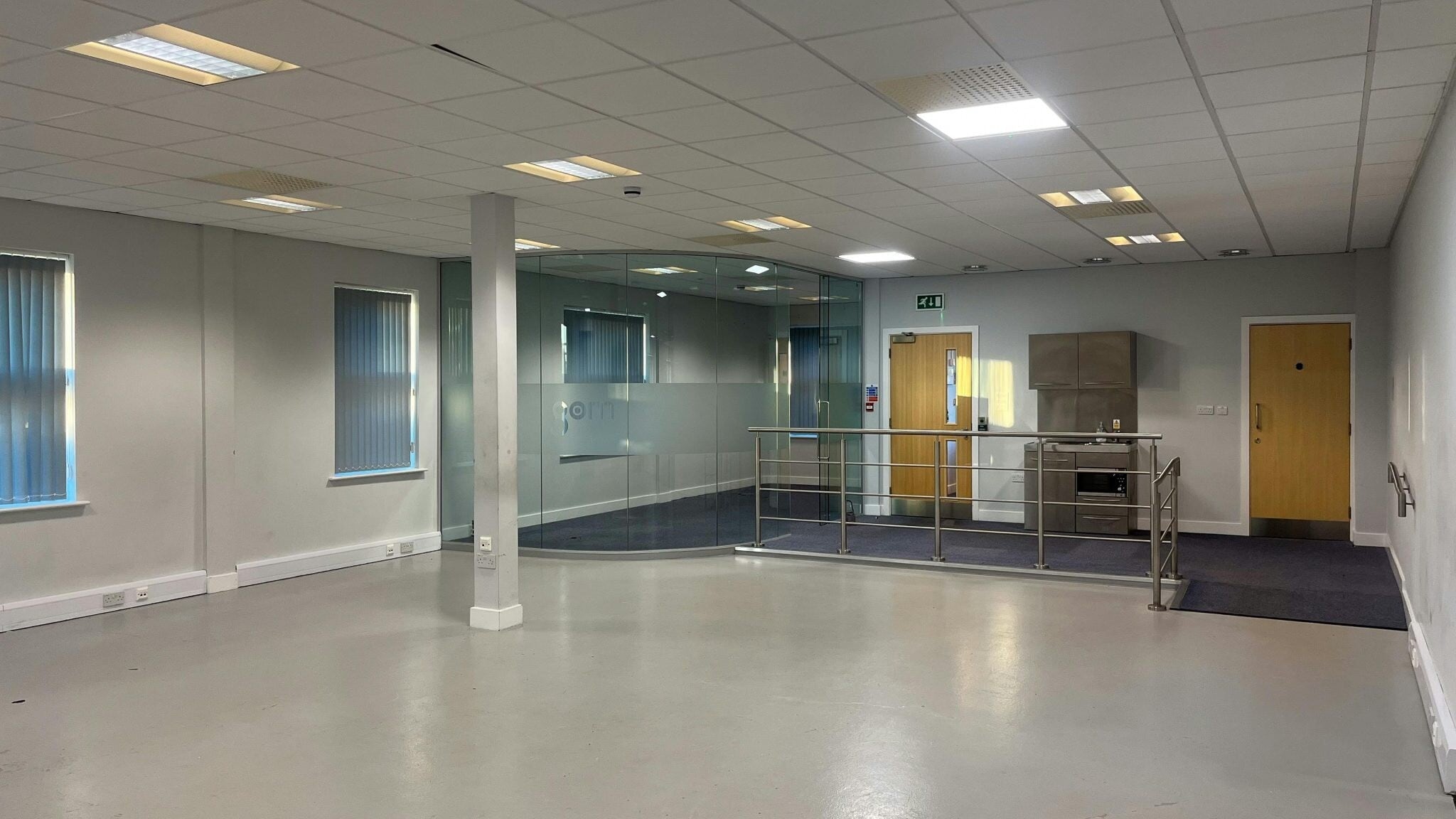 Siskin Pky E, Coventry to rent Interior Photo- Image 1 of 11