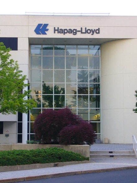 399 Hoes Ln, Piscataway, NJ to rent - Building Photo - Image 3 of 13