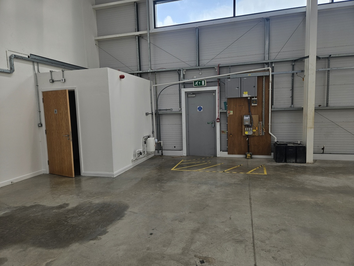 Terminus Rd, Chichester to rent Interior Photo- Image 1 of 7