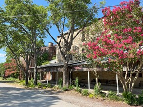 311 Old Mill Rd, Rhome, TX for rent Primary Photo- Image 1 of 13