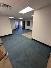 2755-2795 E Desert Inn Rd, Las Vegas, NV to rent Building Photo- Image 2 of 5