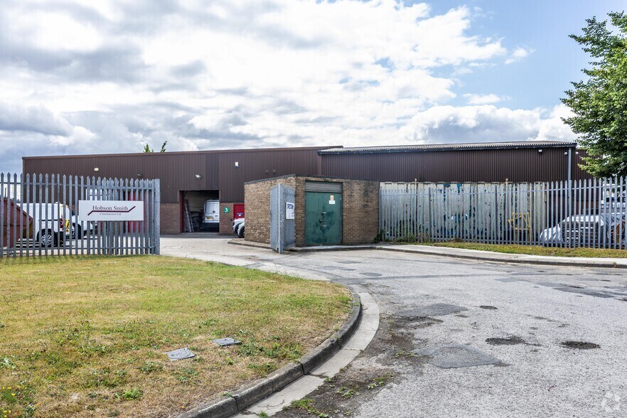 1-4 Portrack Grange Close, Stockton On Tees for sale - Primary Photo - Image 1 of 1