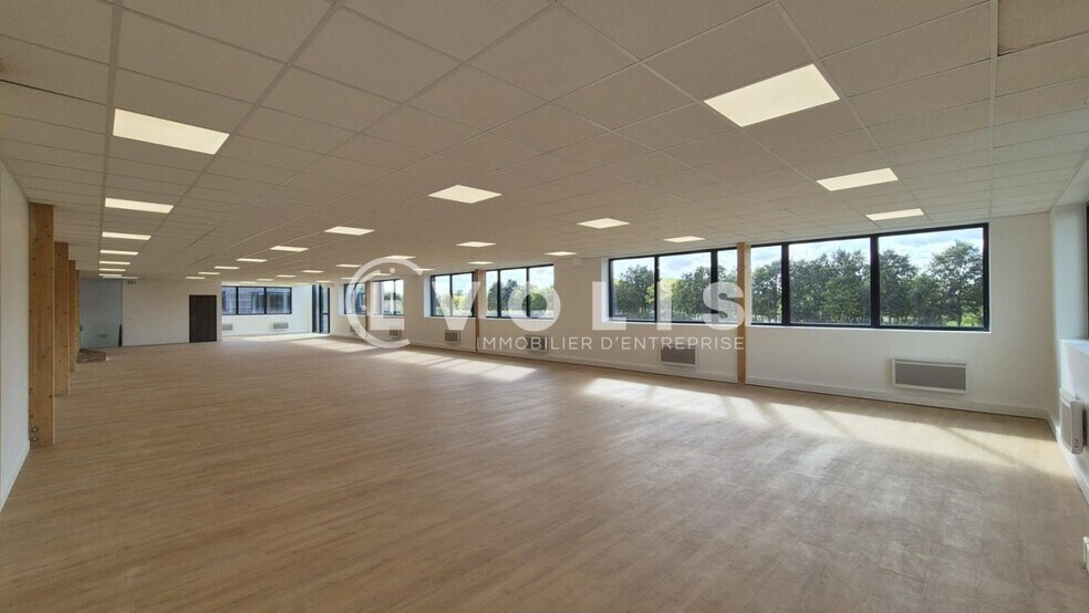 Office in Serris to rent - Interior Photo - Image 3 of 8