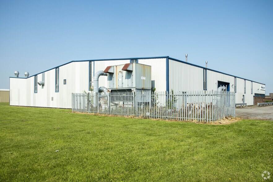 46-50 Sadler Forster Way, Stockton On Tees for sale - Primary Photo - Image 1 of 1