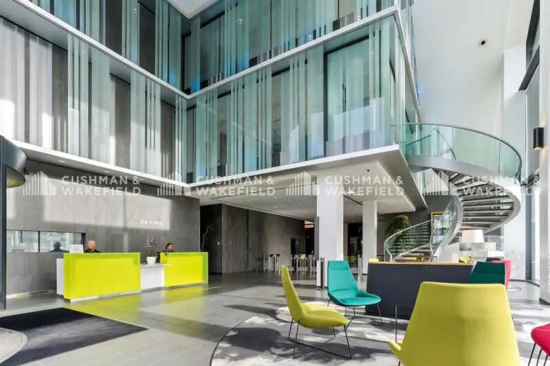 55 Place Nelson Mandela, Nanterre to rent - Building Photo - Image 3 of 34