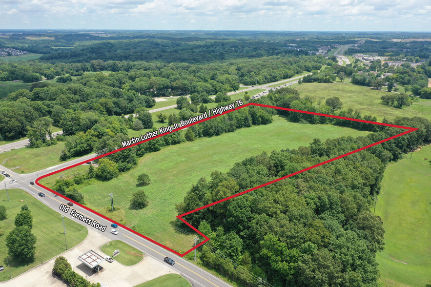 Old Farmers Rd, Clarksville, TN for sale - Building Photo - Image 1 of 2