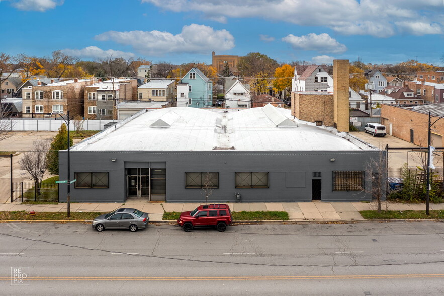 4118 W Division St, Chicago, IL for rent - Building Photo - Image 2 of 15