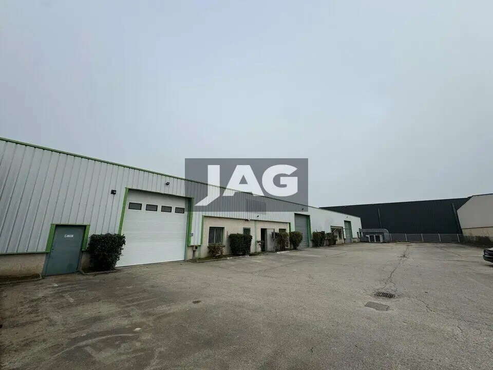 Light Industrial in Pusignan for sale Building Photo- Image 1 of 11