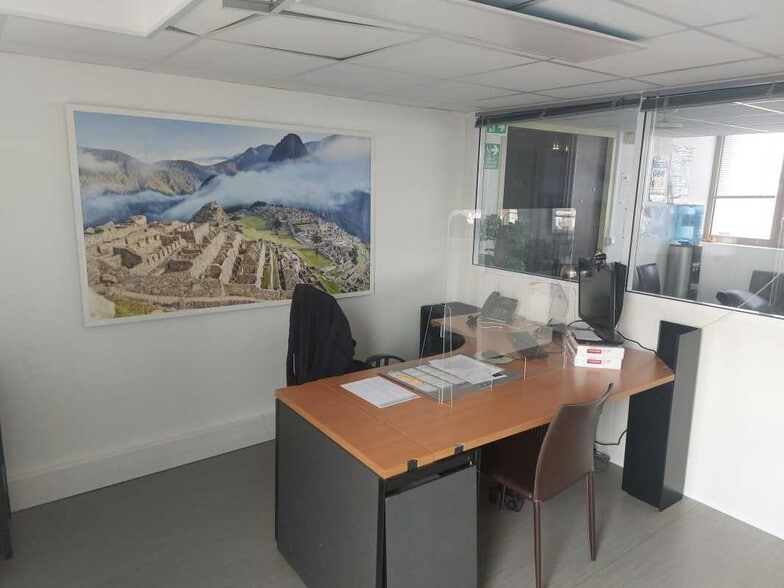 Office in Vincennes to rent - Interior Photo - Image 3 of 10