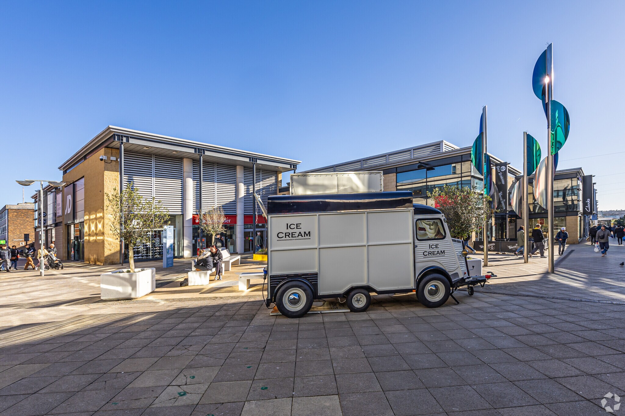 The Water Gdns, Harlow for sale Primary Photo- Image 1 of 1