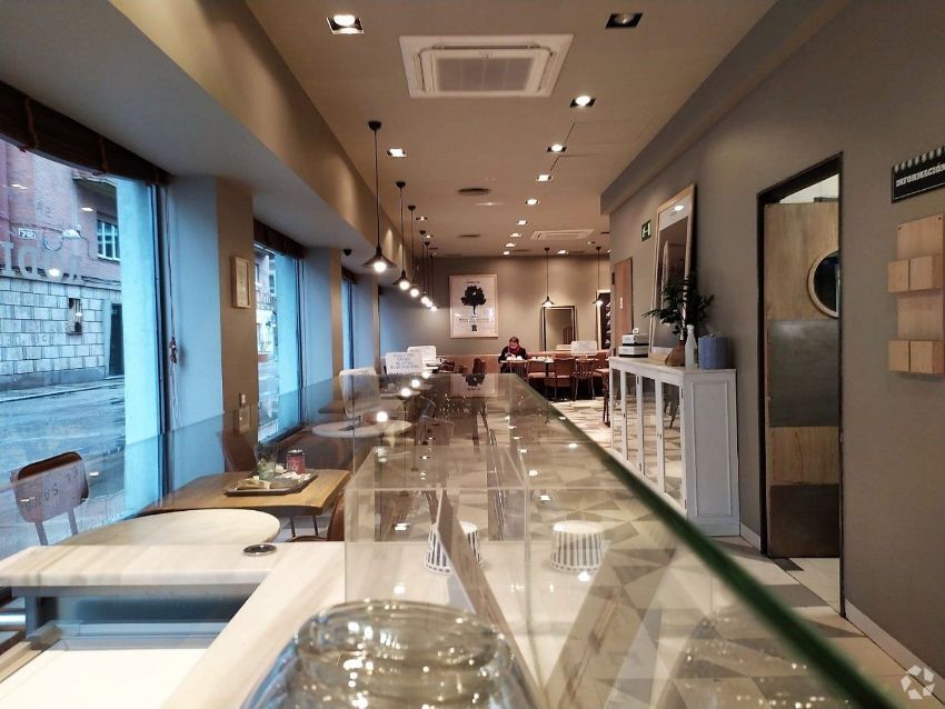 Paseo de la Castellana, 70, Madrid, Madrid to rent Interior Photo- Image 1 of 2