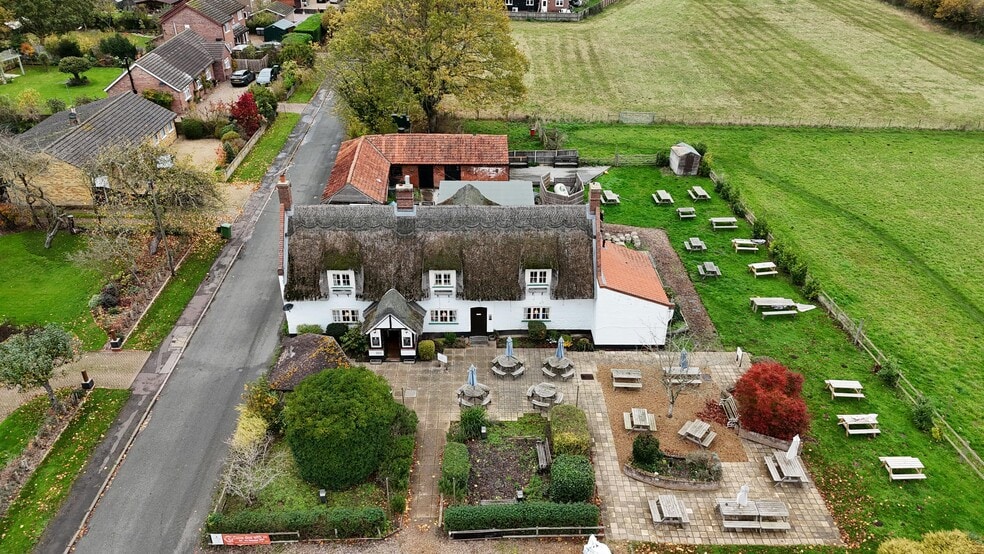 10 Stratton Rd, Norwich for sale - Building Photo - Image 2 of 16